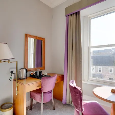 The County Hotel - Self Check-In, Ultra Fast Wi-Fi, Free Parking, Central Location Selkirk Exterior photo