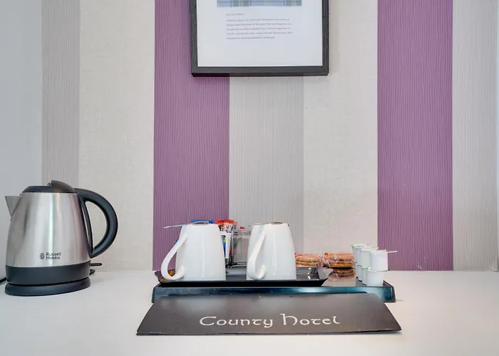 The County Hotel - Self Check-In, Ultra Fast Wi-Fi, Free Parking, Central Location